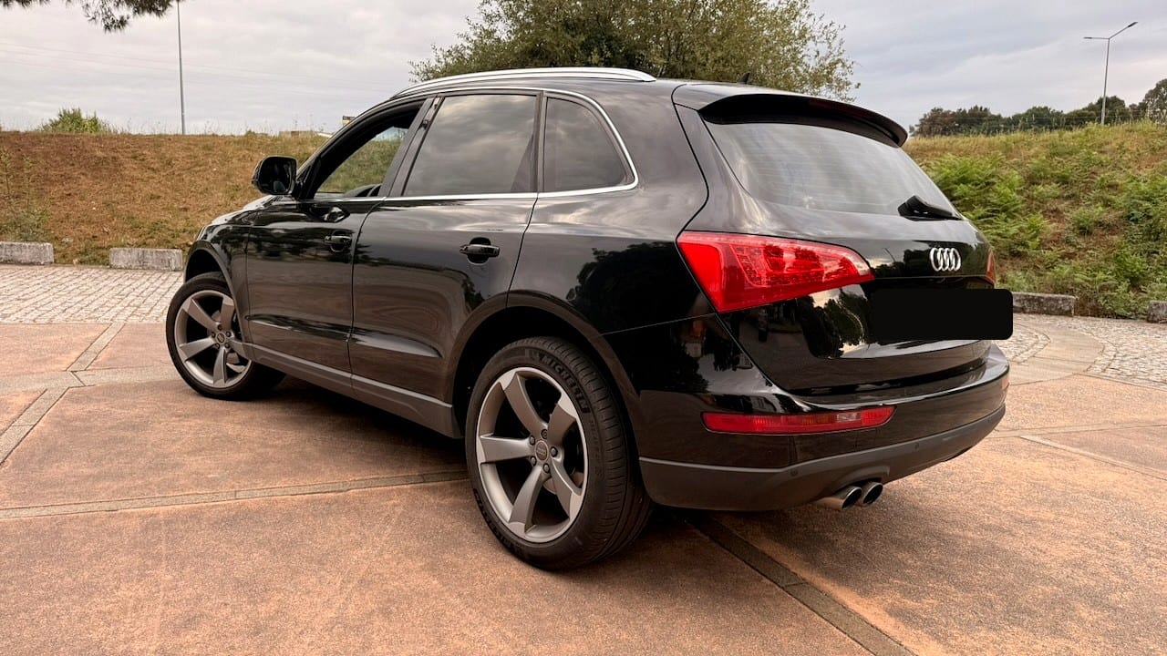 Audi Q5 2.0 TDI quattro (2009) — foto 4